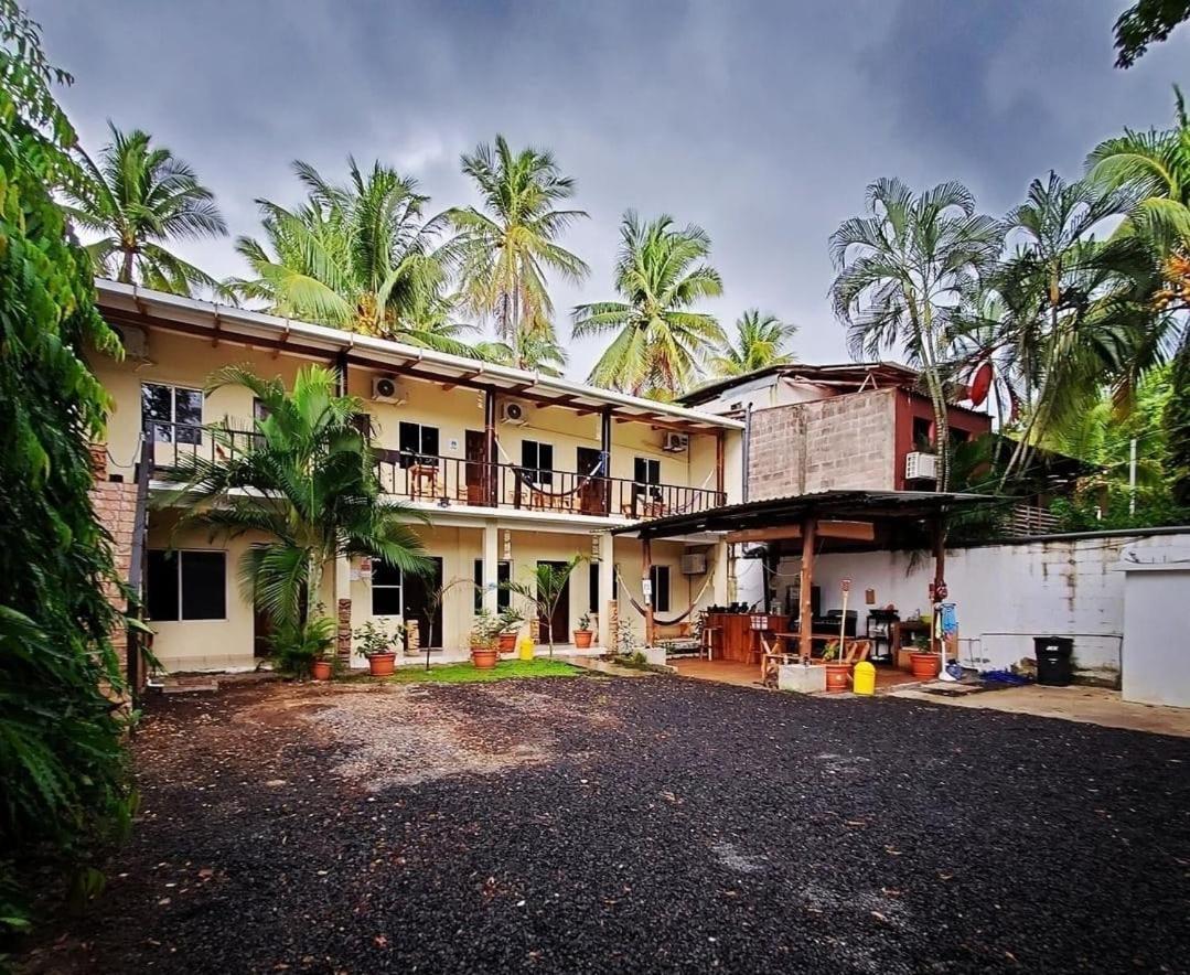 Dylan'S Surf Inn La Libertad Exterior foto